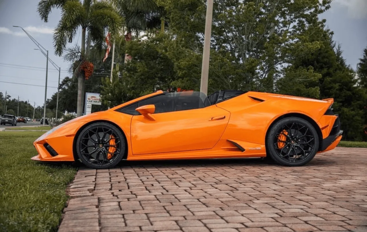 Lamborghini Huracan EVO Spyder