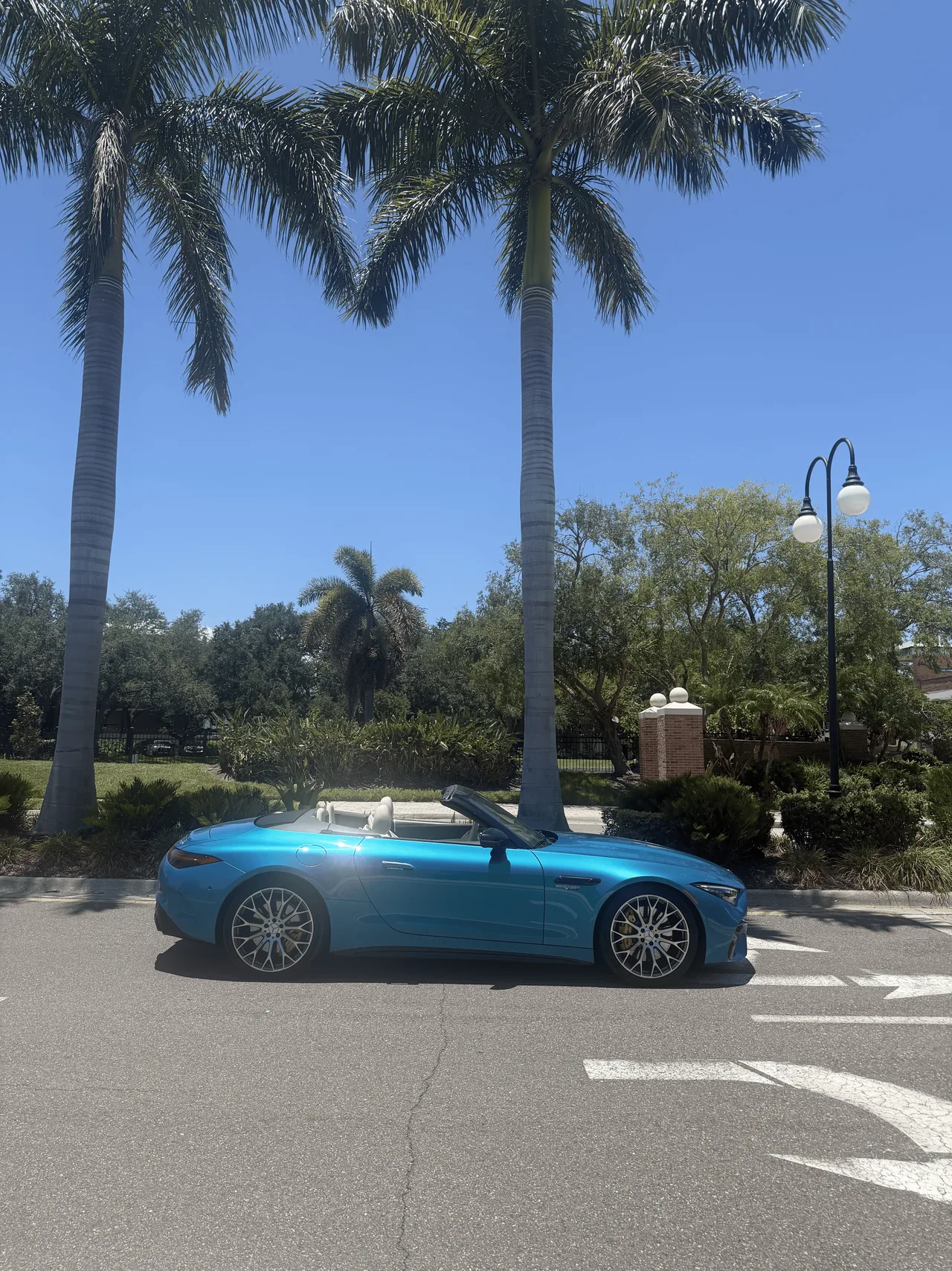 Mercedes-Benz SL63 AMG