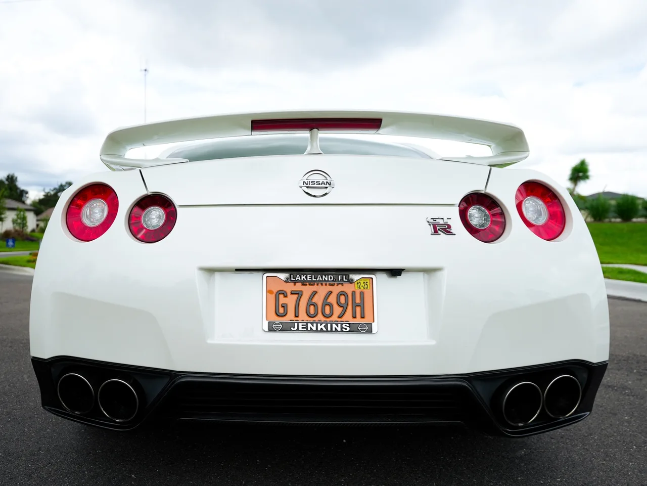 Nissan R35 GTR