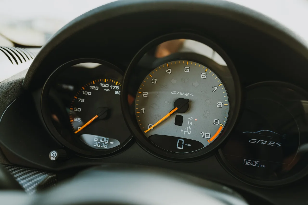 Porsche 718 Cayman GT4 RS